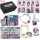 KIT PRESENTE K-POP – BABYMONSTER | BINI | (G)I-DLE | ZB1